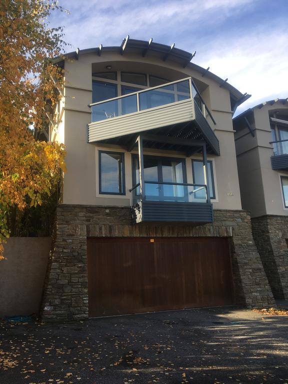 Luxury On Lakeside Wanaka Kültér fotó