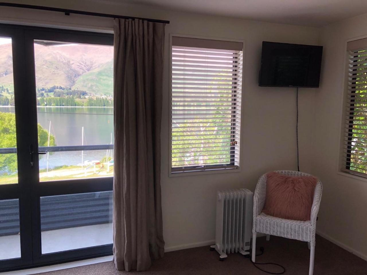 Luxury On Lakeside Wanaka Kültér fotó